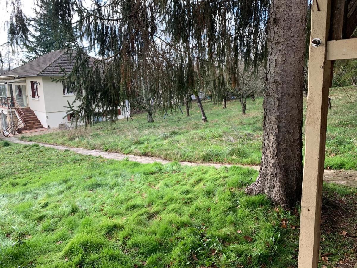 Charme A Saint-Fargeau Villa Buitenkant foto